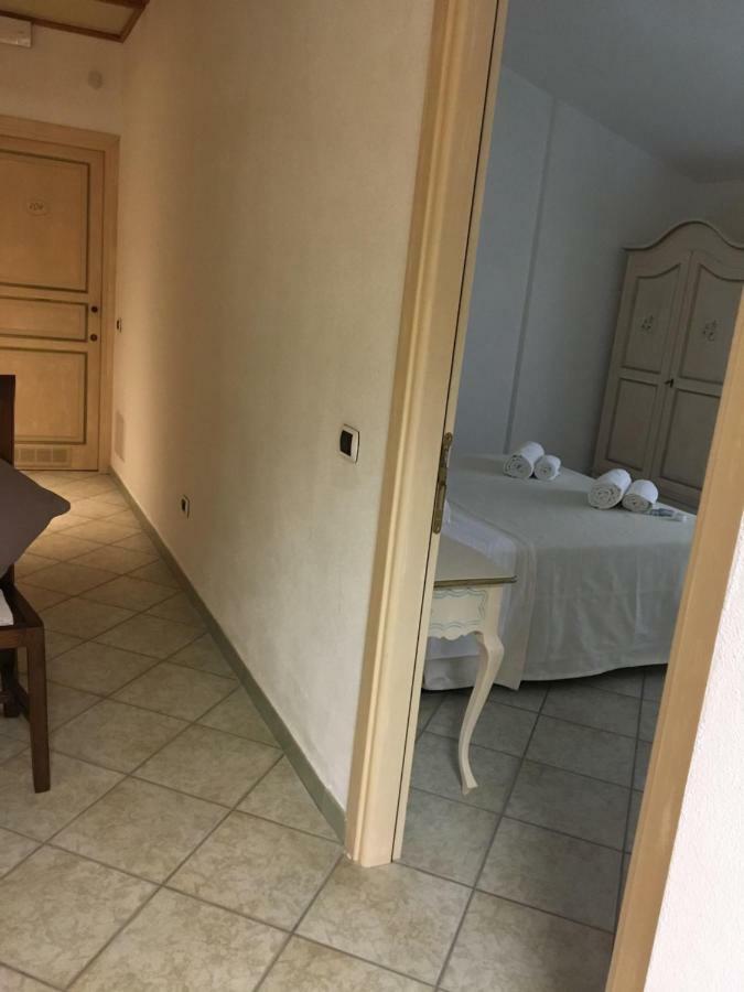 Hotel Sorgente Aglientu Εξωτερικό φωτογραφία