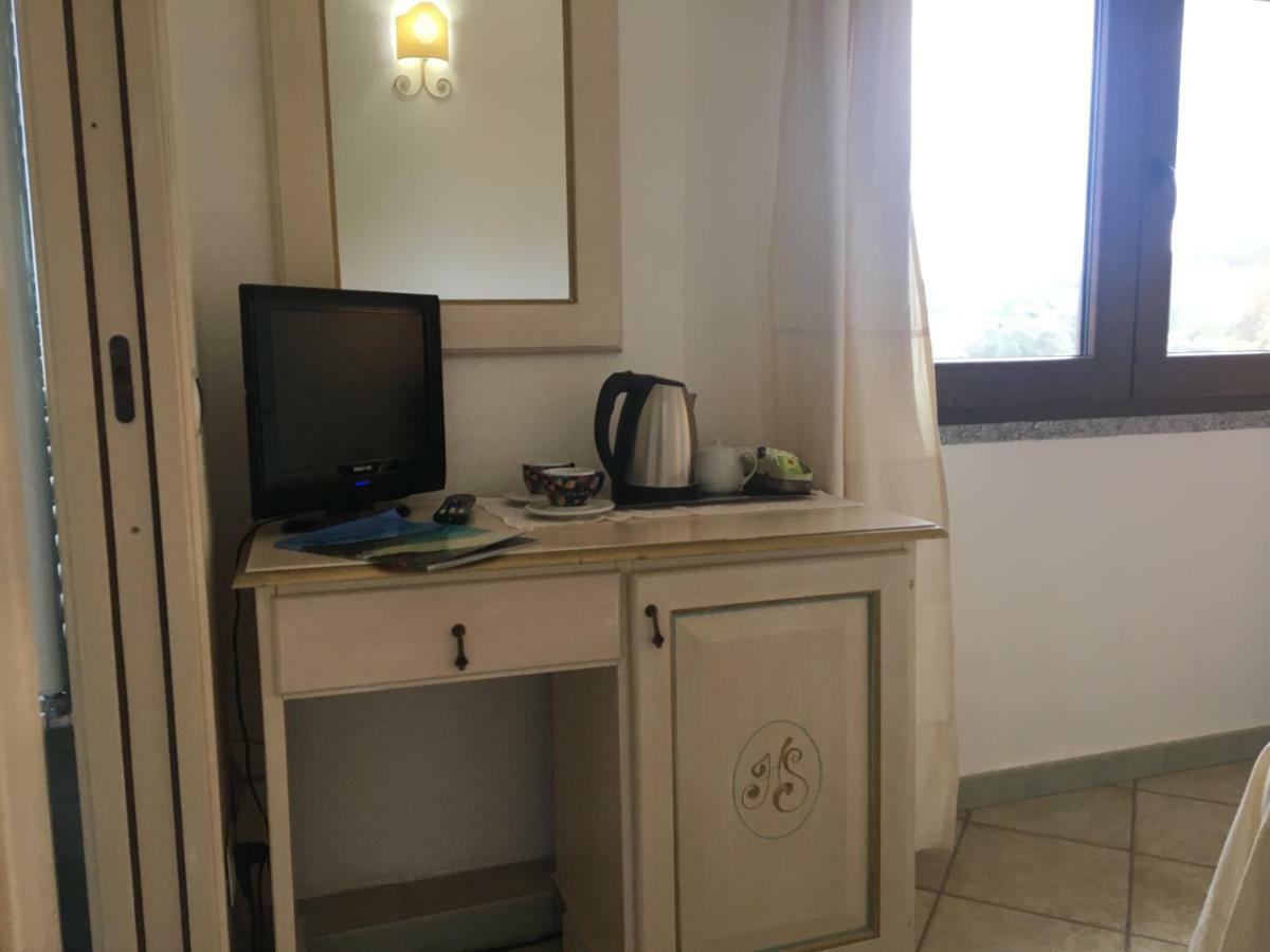 Hotel Sorgente Aglientu Εξωτερικό φωτογραφία